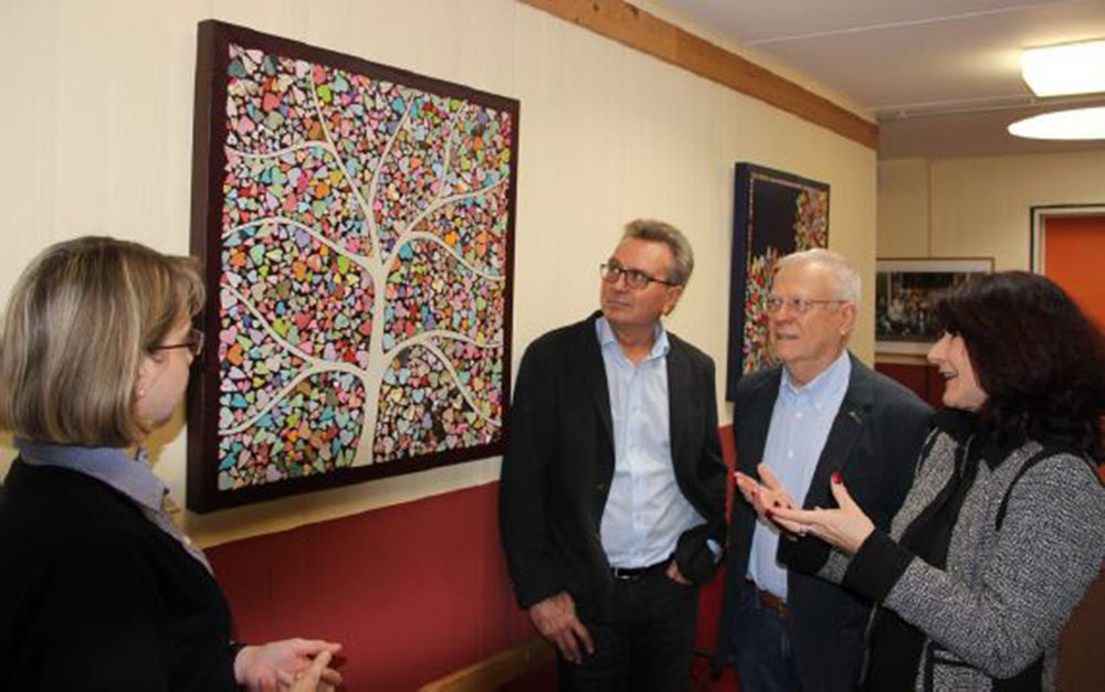Heuchelhof%20Ausstellung%20junger%20K%C3%BCnstler%20gro%C3%9F